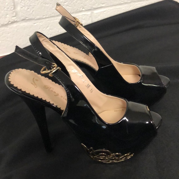 Shoes - Women Heels